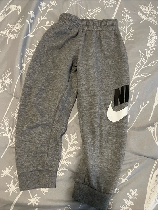 Nike Other - Nike - Boys 4T Gray Kids Fleece Joggers with Black & White Logo